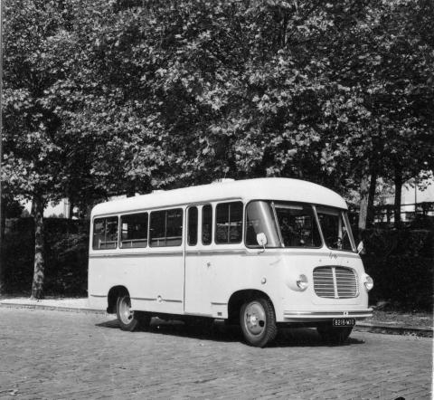 car_transport_denfants_u_23_1957_-_6.160.2_-.jpg