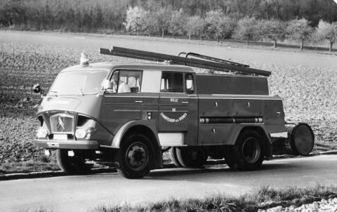 camion_type_350_1967_-_16.413_-.jpg