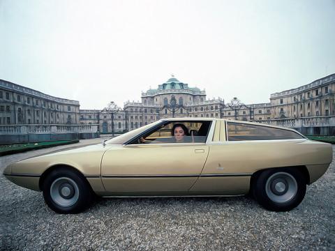 gs_camargue_1972_concept_lateral_mannequin.jpg